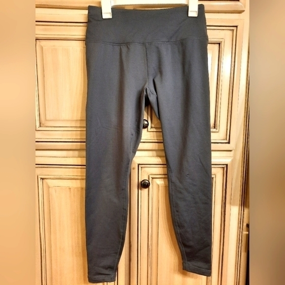 Zelos Dark Grey‎ Leggings - MEDIUM - Picture 1 of 5